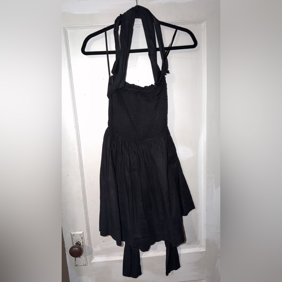 Vici Dresses & Skirts - Vici Strapless Black Dress